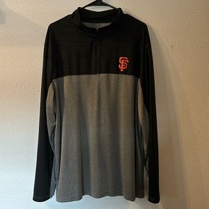Fanatics San Francisco Giants quarter zip size is missing fits like a XL